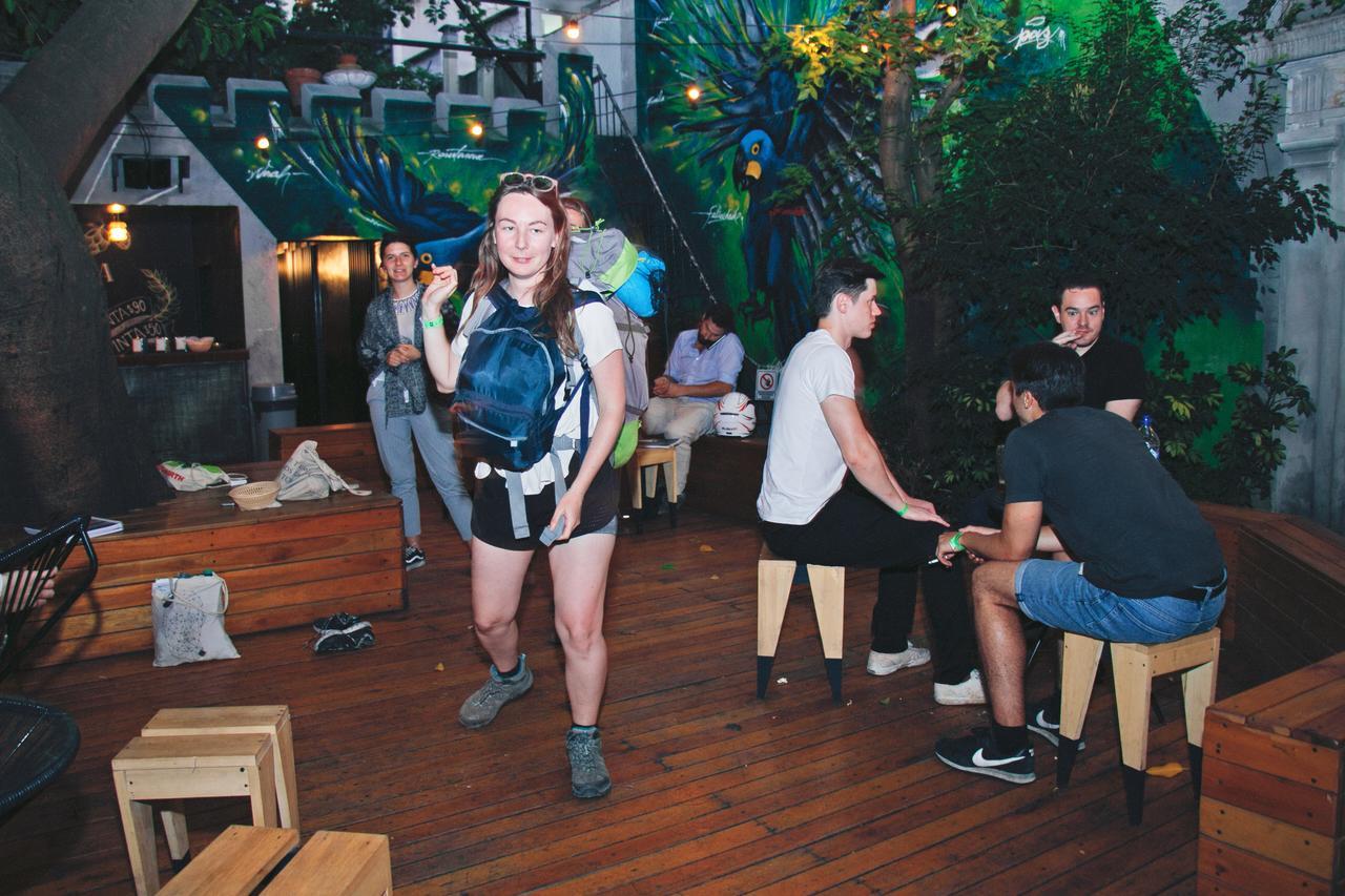 Ostello Art Factory Beer Garden Buenos Aires Esterno foto
